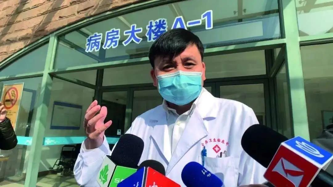 抗疫复旦人丨张文宏:“书呆子”的华山路
